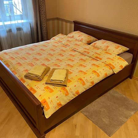 Apartment On Kostyushka 20 Лвив Екстериор снимка