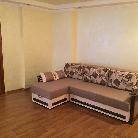 Apartment On Kostyushka 20 Лвив Екстериор снимка